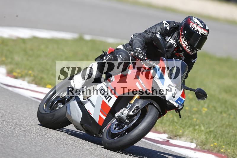 Archiv-2025/48 25.08.2025 Cornu Master School ADR/gruen-vert/53